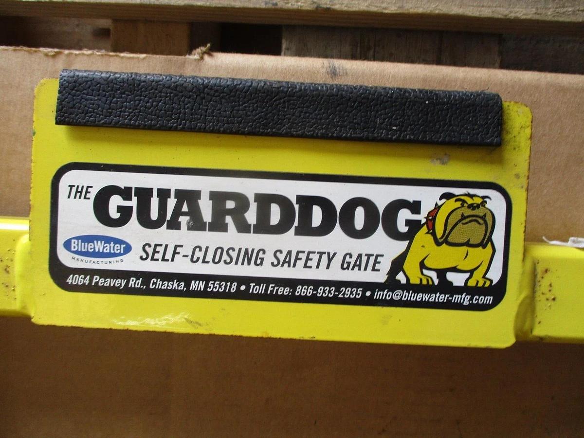 Used BLUE WATER 27" SELF-CLOSING SAFETY GATE / GUARDDOG, #426156J NEW