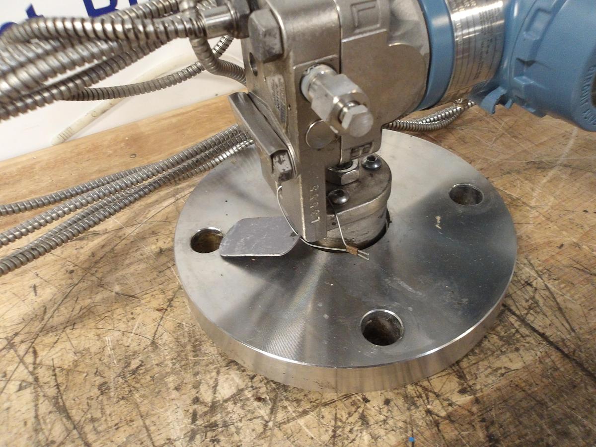 Used ROSEMOUNT 3051 PRESSURE TRANSMITTER