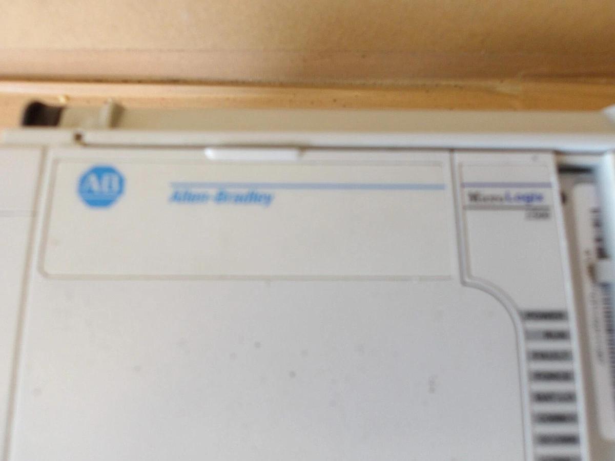 Used ALLEN BRADLEY MICRO-LOGIC 1500 RACK & CARDS, #6141244G USED