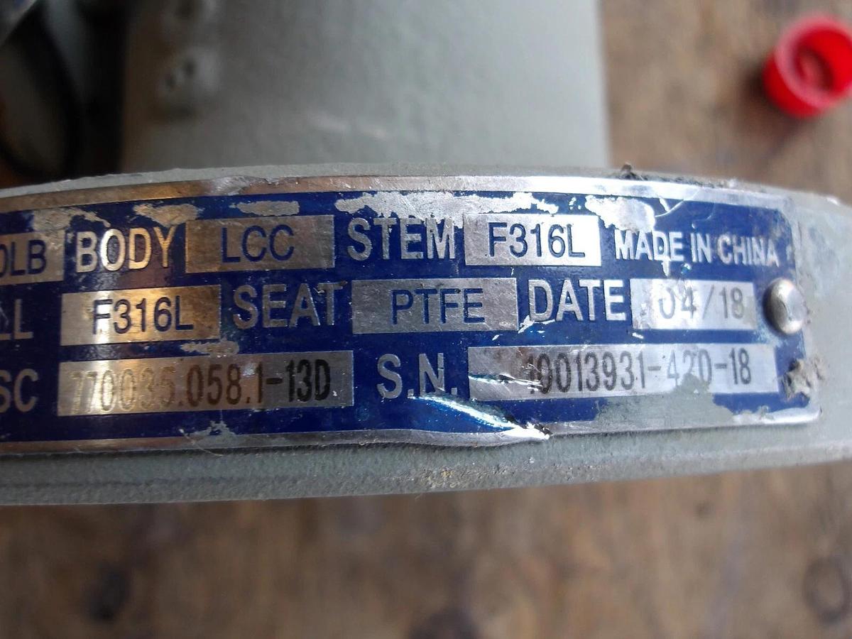 Used NEWAY 300 REDUCED PORT BALL VALVE, #813915 NEW