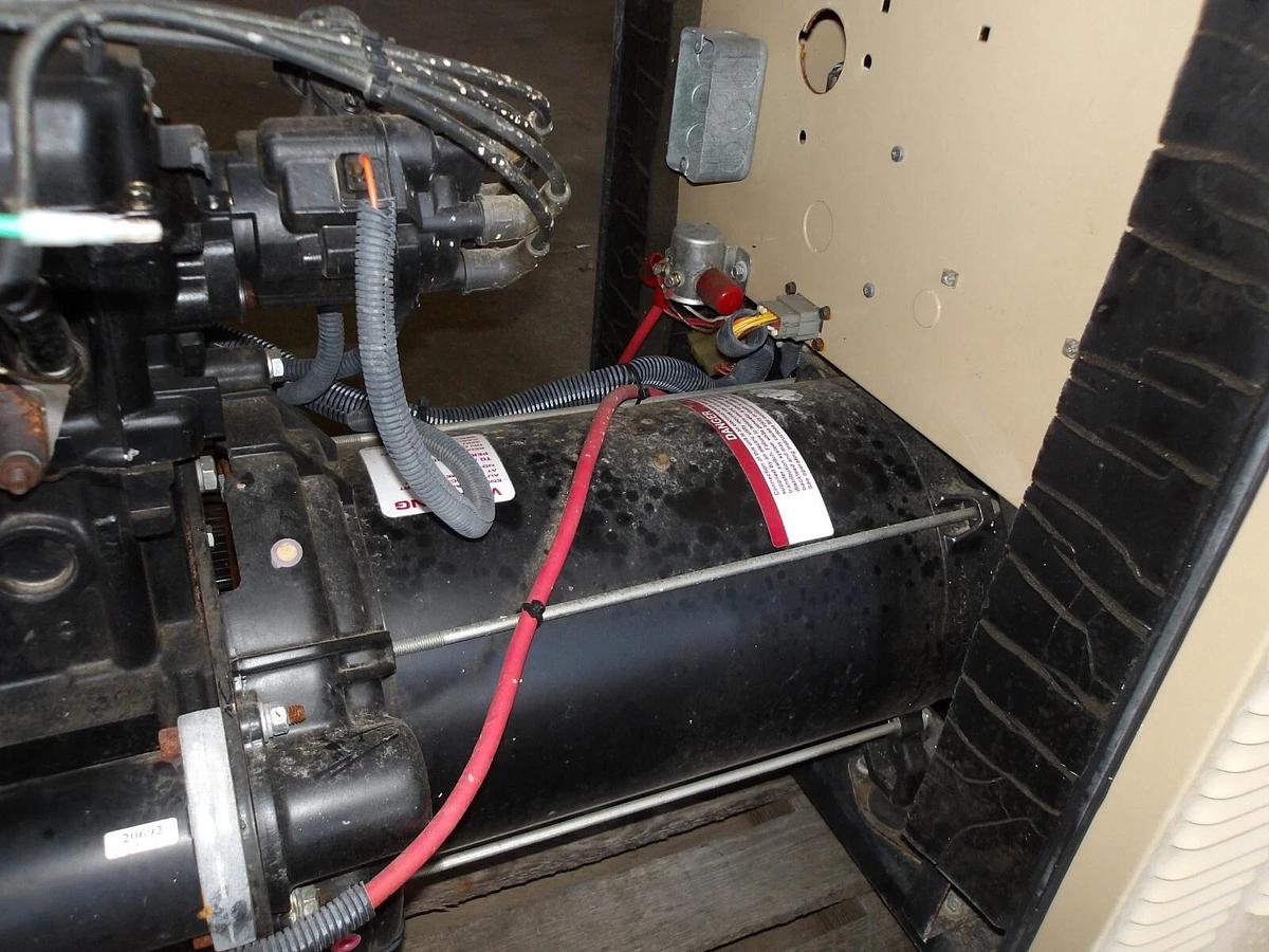 Used GENERAC SG0047250 POWER GUARDIAN GENERATOR SET, #917300G PARTS ONLY