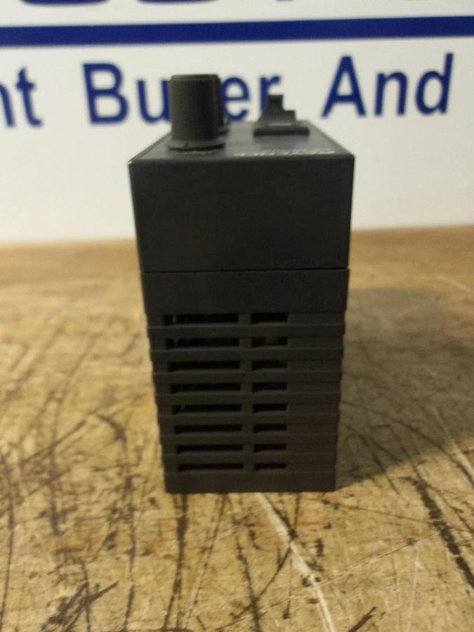 Used KEYENCE CA-DC100 LIGHT CONTROLLER, #1223910G USED