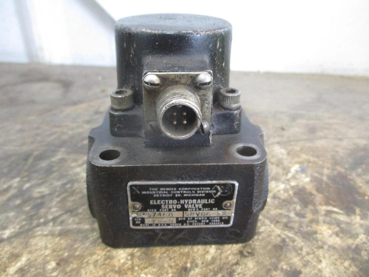Used BENDIX 58V06-2A ELECTRO-HYDRAULIC SERVO VALVE, #8281000J USED