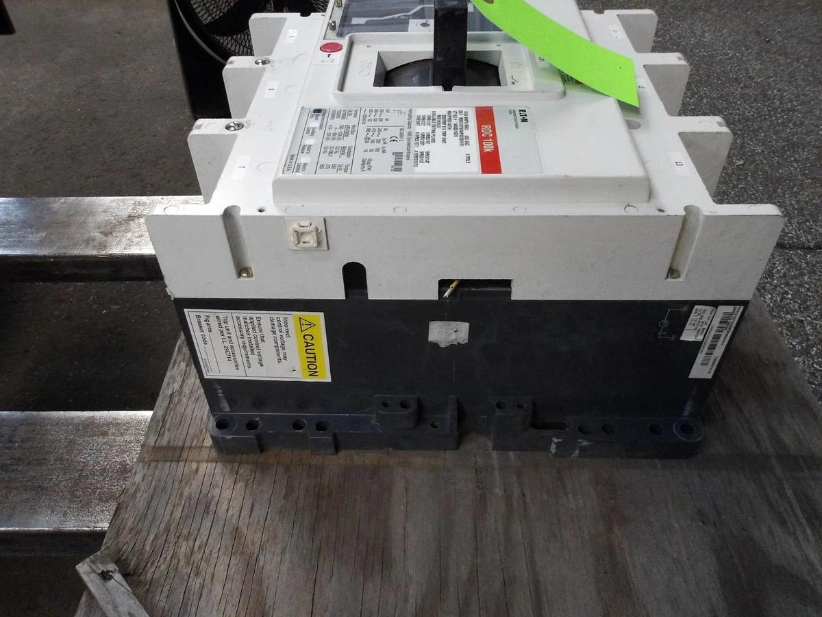 Used EATON 1500 AMP CIRCUIT BREAKER RDC316T33WP02S29Y01, #6121021G USED