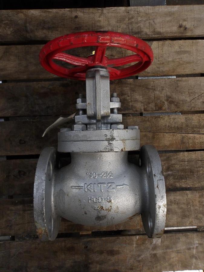 Used KITZ 2-1/2" DUCTILE IRON GLOBE VALVE FCD-S, #7141033G NEW