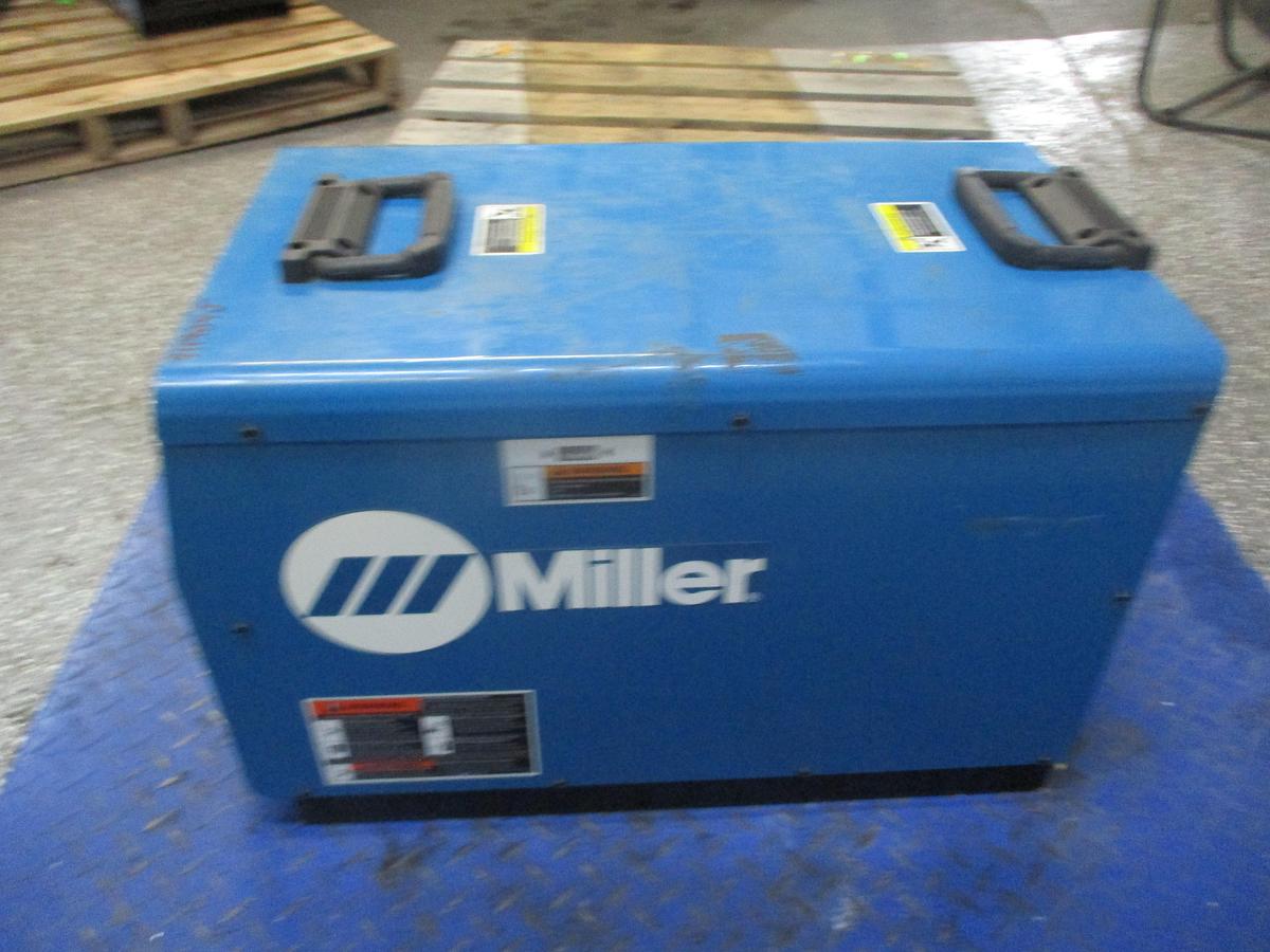 Used MILLER XMT 456 CC/CV DC INVERTER ARC WELDER