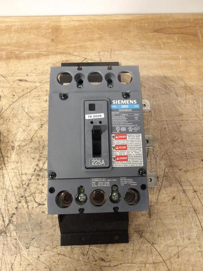 SIEMENS 225 A MAIN SUBFEED BREAKER KIT 240 V, #7171106G NIB