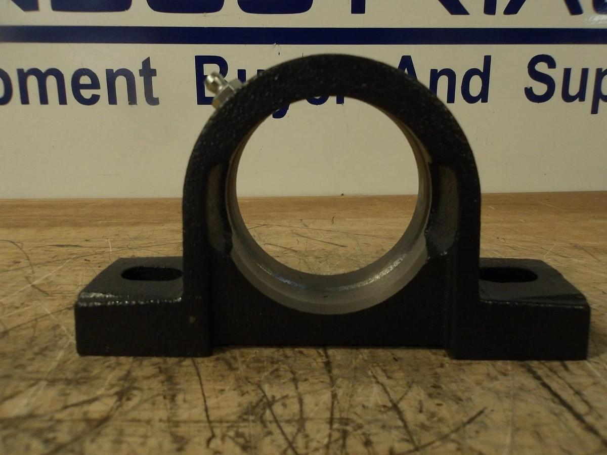 IPTCI P207 PILLOW BLOCK BEARING HOUSING, #727305G NIB