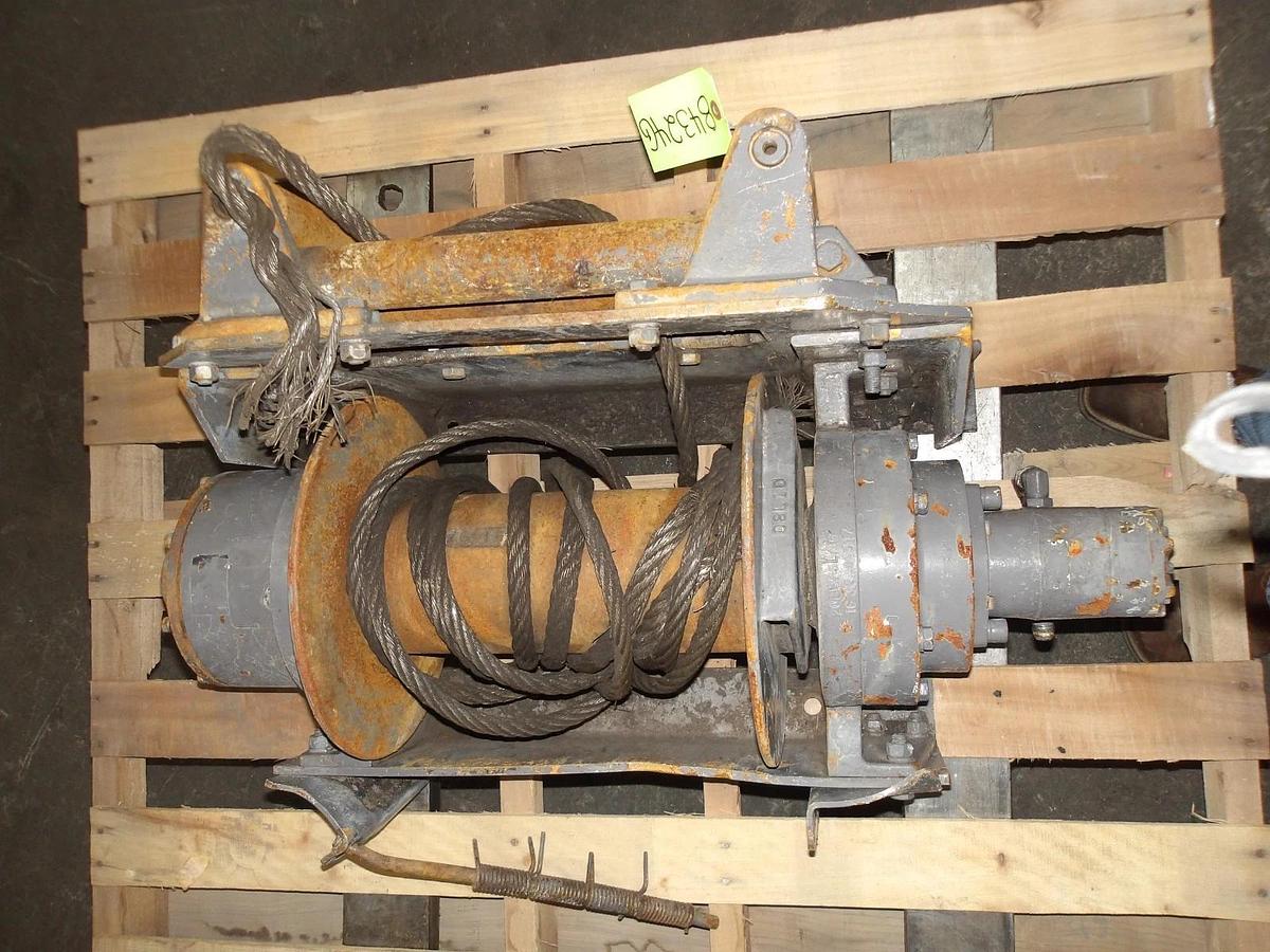 Used D&P 20BEF5L6G WINCH 20,000 LB, #84324G USED