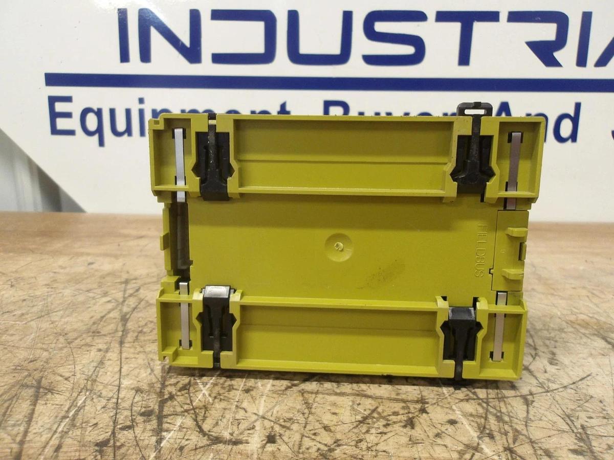 Used PILZ PM0Z MODULE 24 VDC, #430922G PARTS ONLY