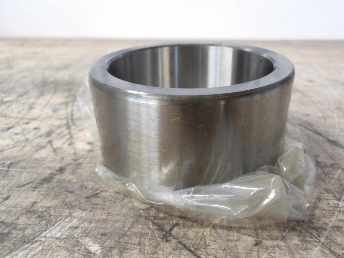 REXNORD 00082641 LINKBELT CYLINDRICAL BEARING 2-1/2" BORE, #812131G NIB