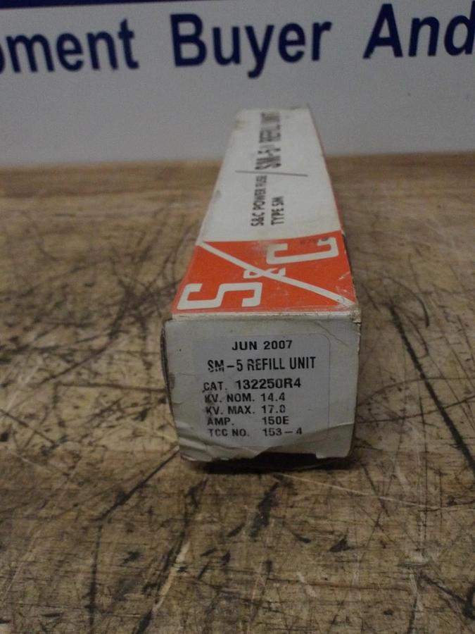 Used S&C ELECTRIC SM-5 FUSE REFILL UNIT 132250R4, 150E AMP, #39956G NIB