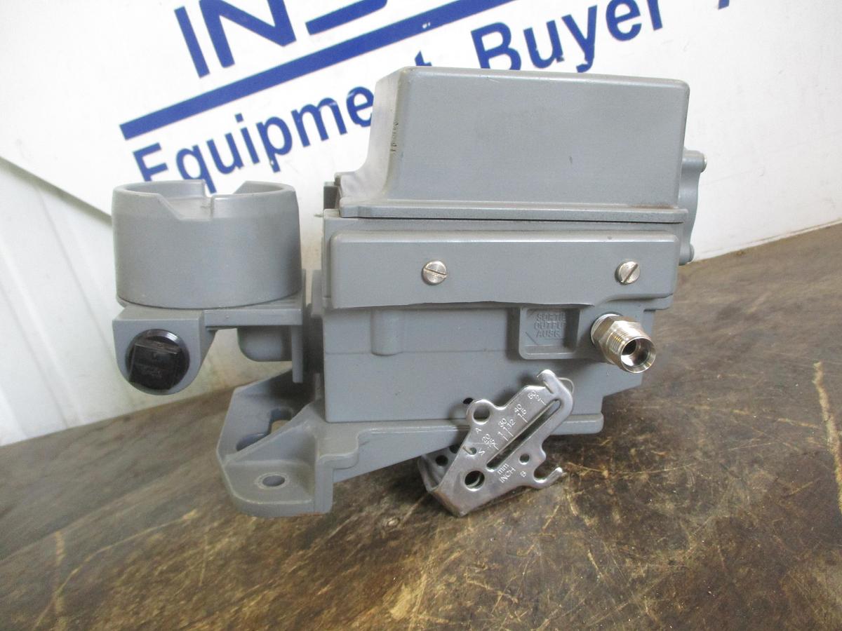 Used FISHER-FIELDVUE POSITIONER, #99208J USED