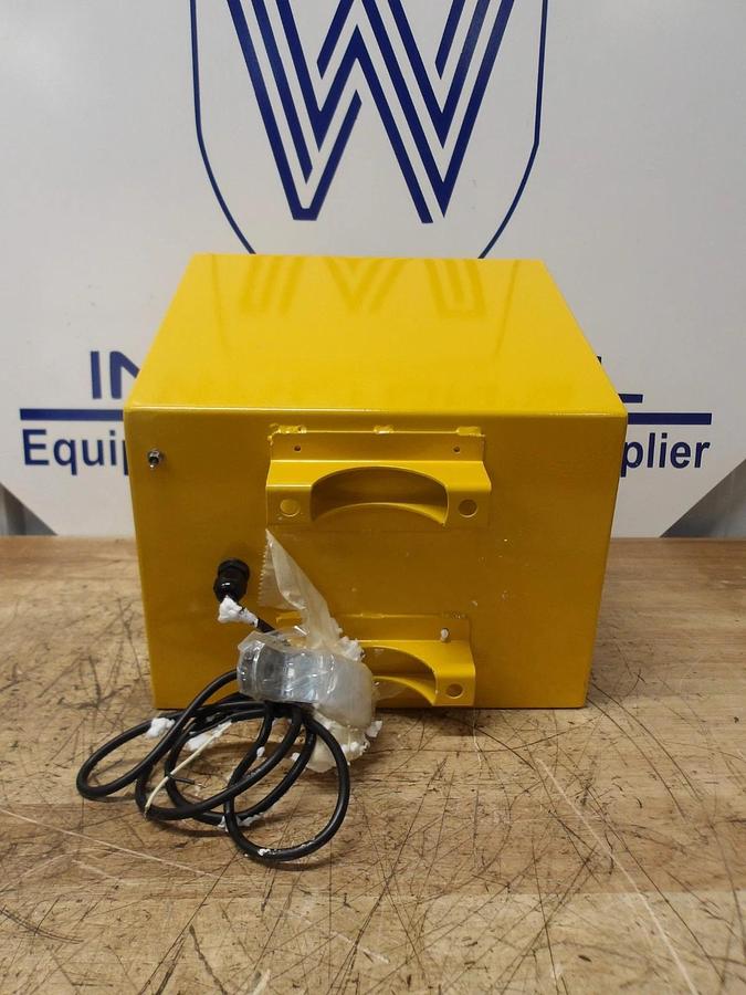 LUMASTROBE LX-129-ACV TRAFFIC WARNING LIGHT 8", #34915G NIB