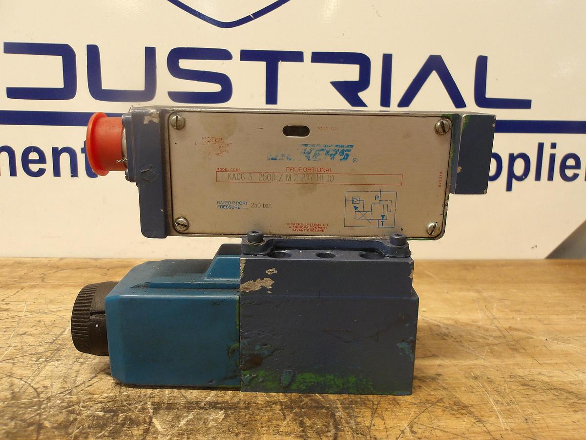 Used VICKERS KACG3250DZM2PD714110 PROPORTIONAL VALVE