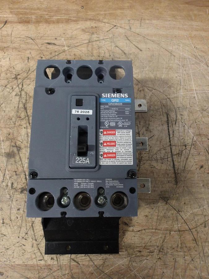SIEMENS 225 A MAIN SUBFEED BREAKER KIT 240 V, #7171044G NIB