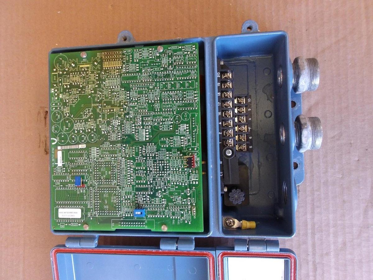Used ROSEMOUNT 8712CR12 MAGNETIC FLOW TRANSMITTER, #721203G USED