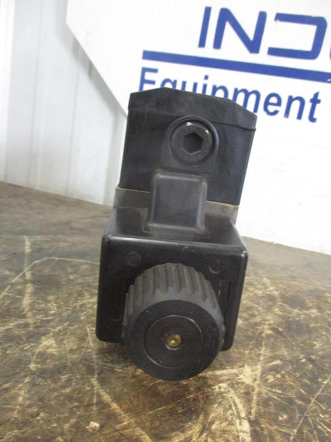 Used BOSCH 9810232081 VALVE, #828853J USED