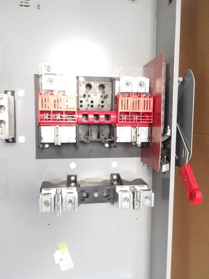SIEMENS 400 AMP SAFETY SWITCH 240/250 V, #720206G NIB