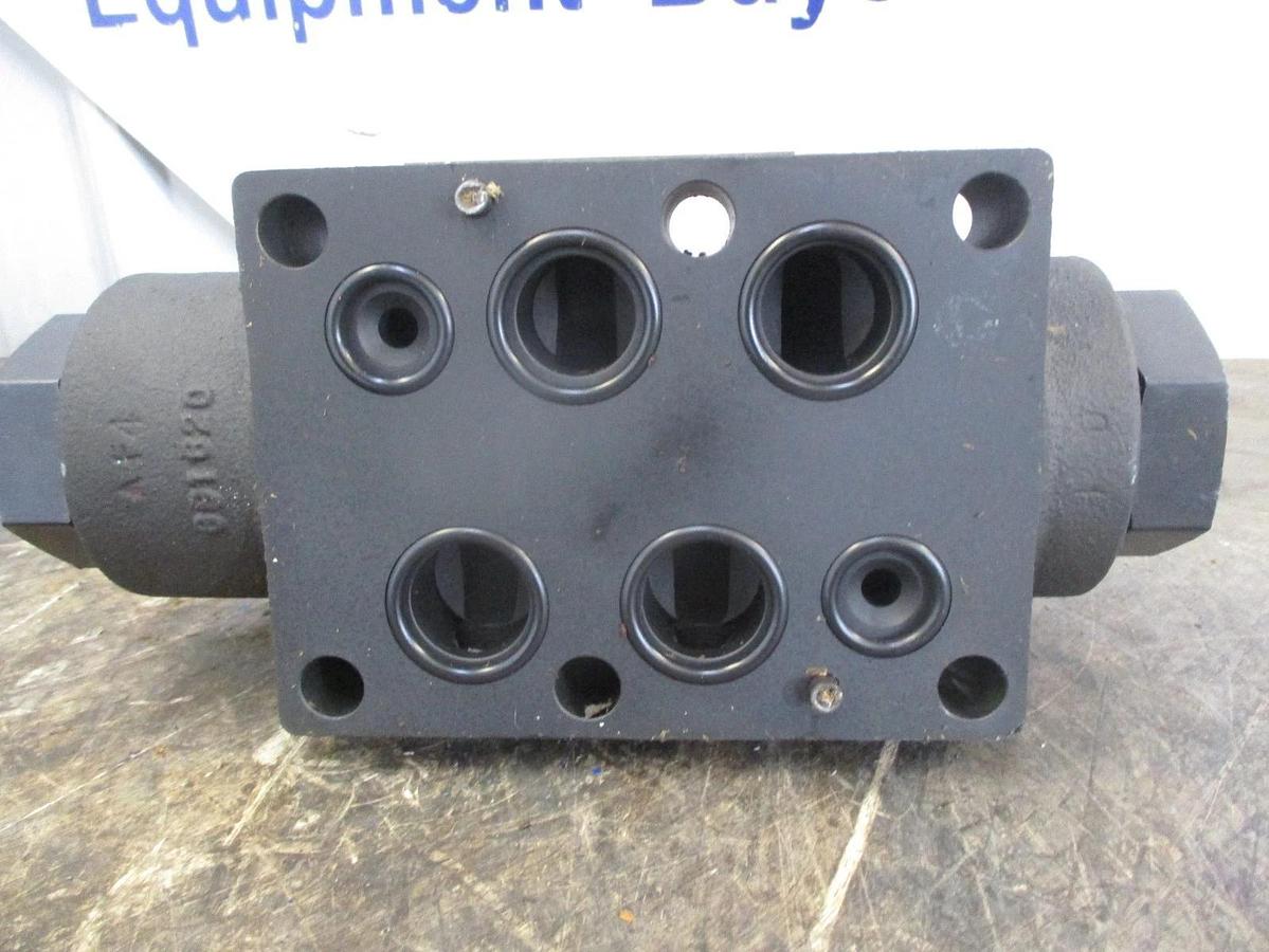 Used PARKER D61VW12B4NYCE 72 HYDRAULIC DIRECTIONAL CONTROL VALVE, #826201J NEW