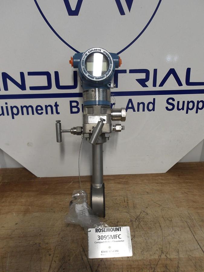 Used ROSEMOUNT 3095MFC ORIFICE FLOW METER 1-1/2", #828810G NEW