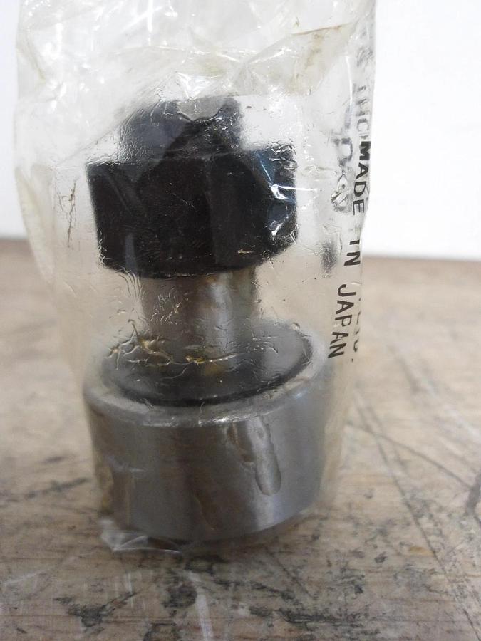 IKO CF18VBUUR(6)/8090128 CAM BEARING, #981220G NIB