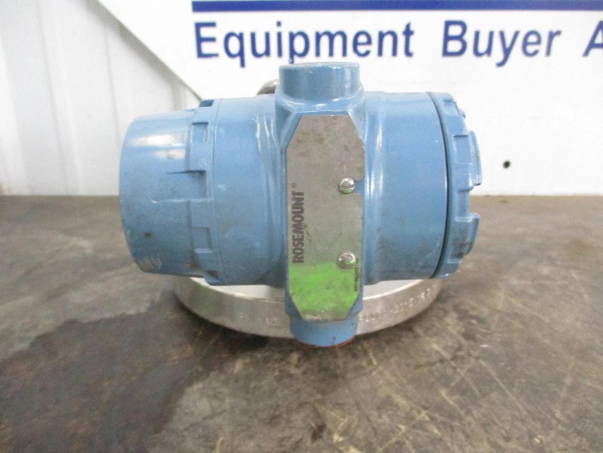 Used ROSEMOUNT 3051 PRESSURE TRANSMITTER W/ FLANGE, #35153J NEW