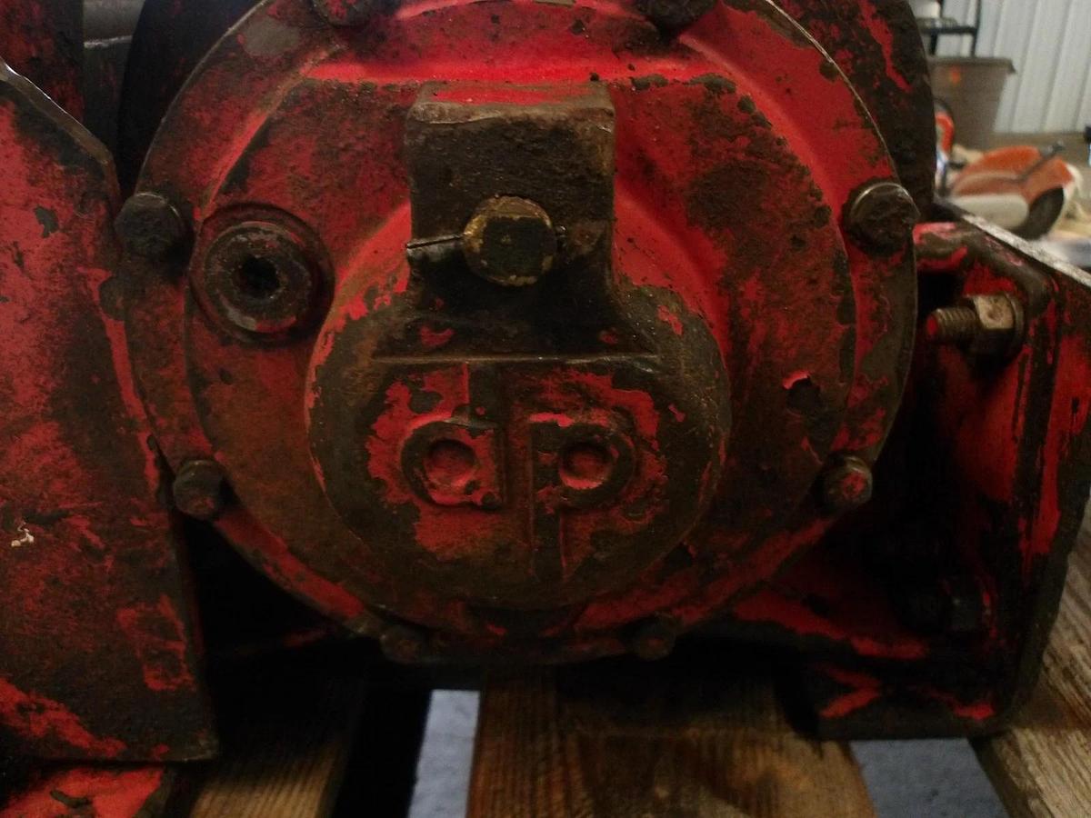 Used D&P HYDRAULIC WINCH (NO TAG) #851138G USED