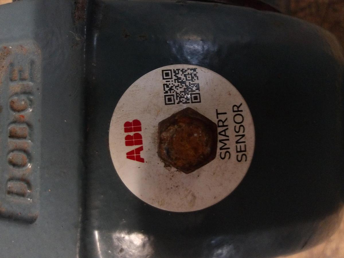 Used DODGE 070285 PILLOW BLOCK BEARING, 2-7/8" BORE