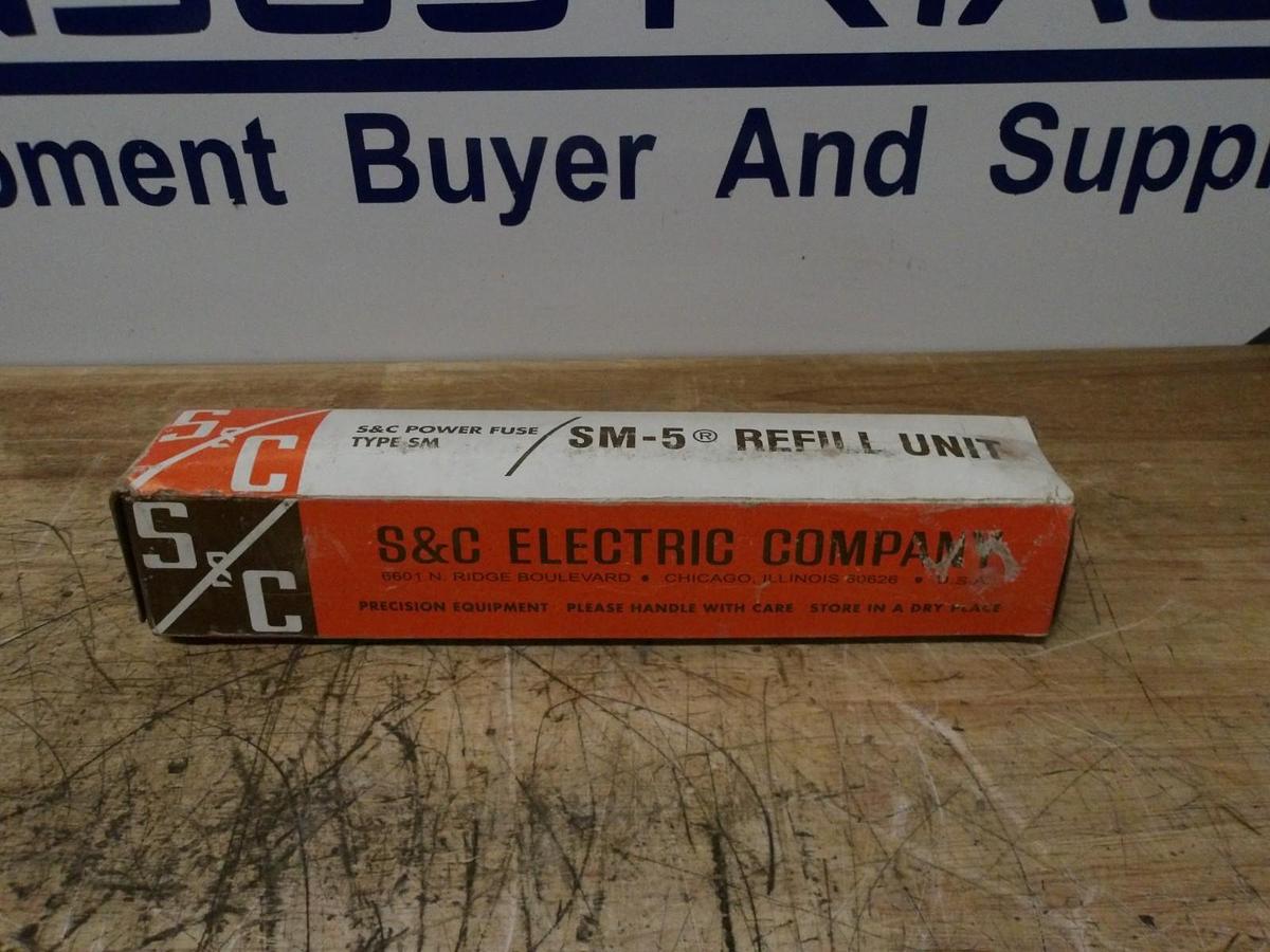 Used S&C ELECTRIC SM-5 FUSE REFILL UNIT 132250R4, #391004G NEW