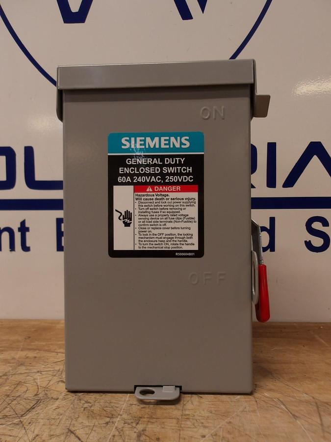 Used SIEMENS 60 AMP ENCLOSED SWITCH, 240AC-250DC V, #512933G NEW