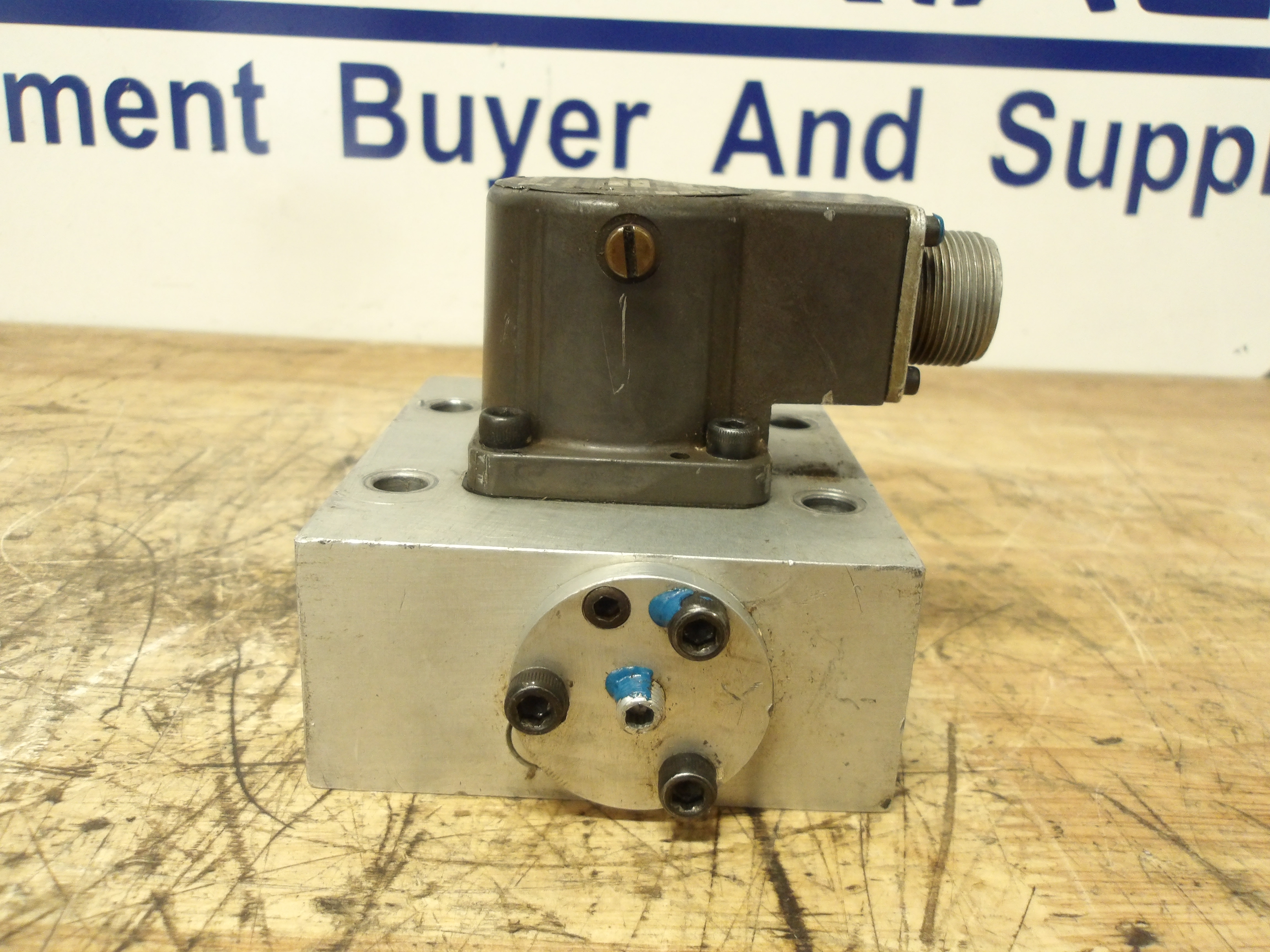 Used ATCHLEY 215-242 SERVO VALVE, #8311044G USED