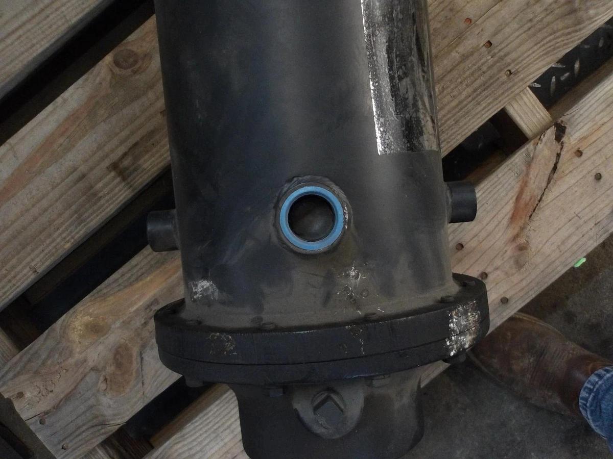 Used THERMAL TRANSFER 4" X 1" HEAT EXCHANGER C-1736-89523, #7251206G NEW