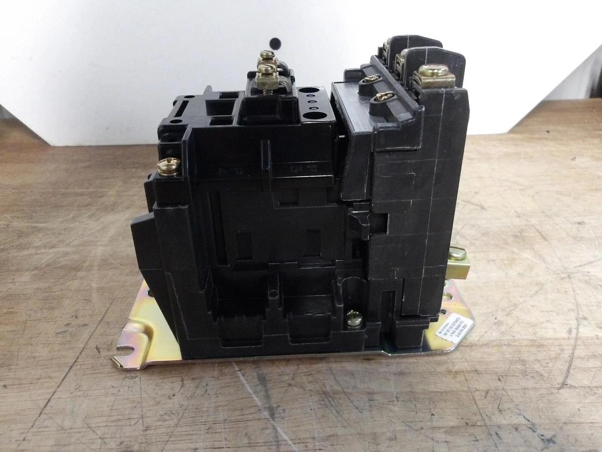 ALLEN BRADLEY 500L-A0D93 LIGHTING CONTACTOR AC, #520235GNIB