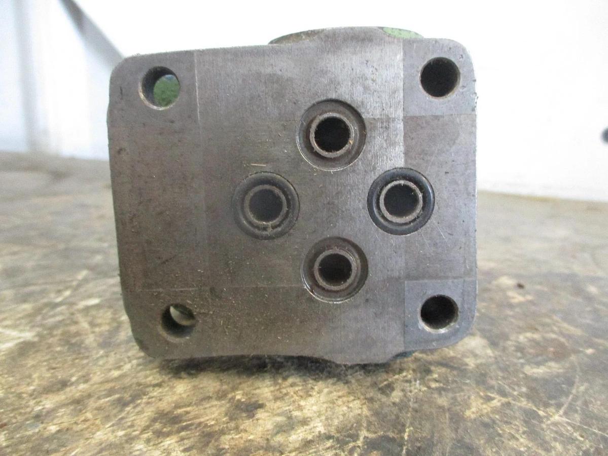 Used BENDIX 58V06-2B ELECTRO-HYDRAULIC SERVO VALVE, #828956J USED