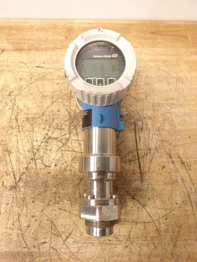 Used ENDRESS-HAUSER CERABAR PMC71B PRESSURE TRANSMITTER, #428250G NEW