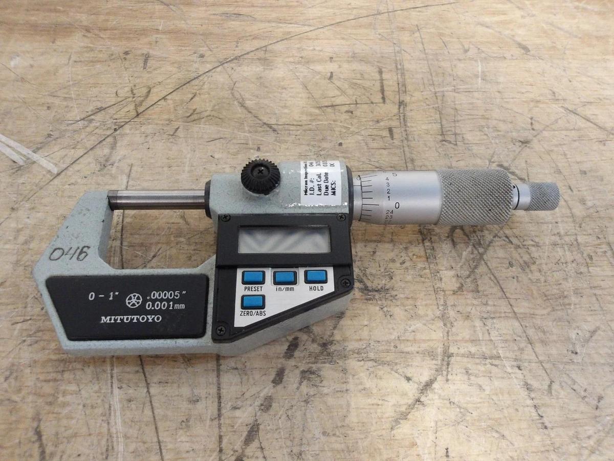 Used MITUTOYO 293-711 DIGITAL MICROMETER, #813205G USED