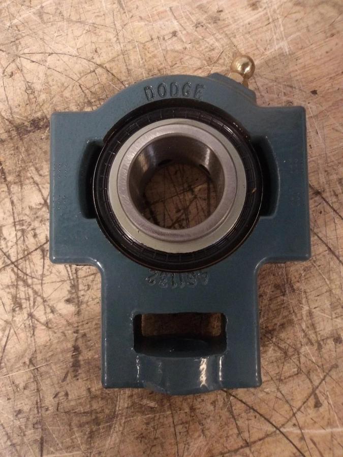 Used DODGE 125114 WIDE-SLOT BEARING 1-7/16" BORE, #812153G NEW