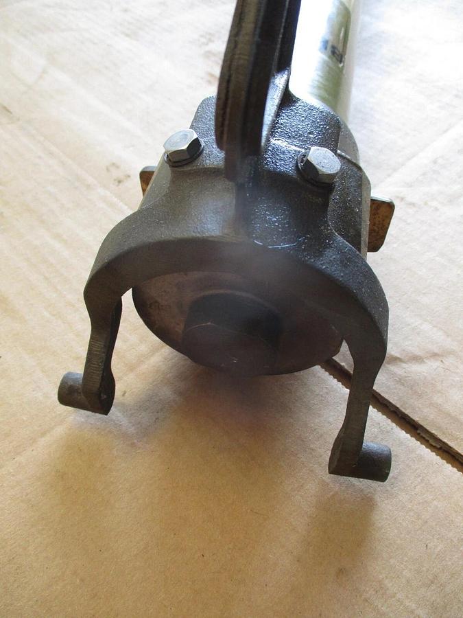 Used S & C SNUFFLER SM5S POWER FUSE HOLDER-INDOOR 86812R2, #4261244J USED