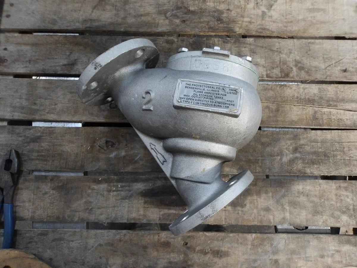 Used PROTECTOSEAL 2" FLAME ARRESTER E49521, #7141046G NEW