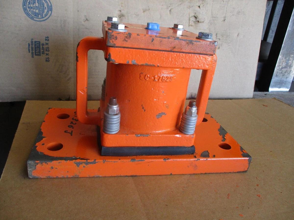 Used MARTIN ENGINEERING SIZE 250 PNEUMATIC IMPACTOR, #611326J USED