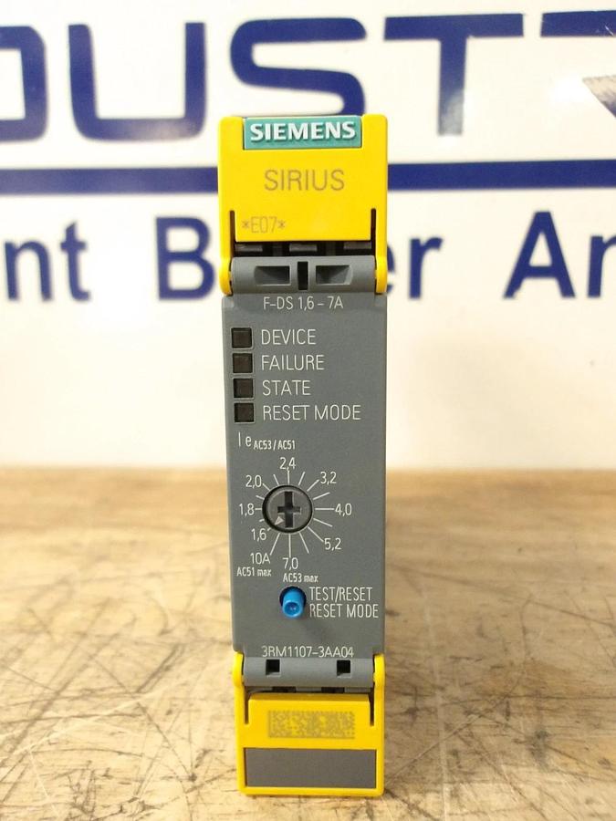 SIEMENS SIRIUS 3RM1107-3AA04 SEMICONDUCTOR MOTOR STARTER, #58257G NIB