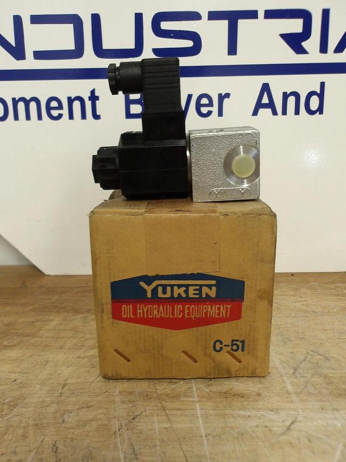YUKEN CDST-03W-C-D24 HYDRAULIC SOLENOID VALVE, #62220G NIB