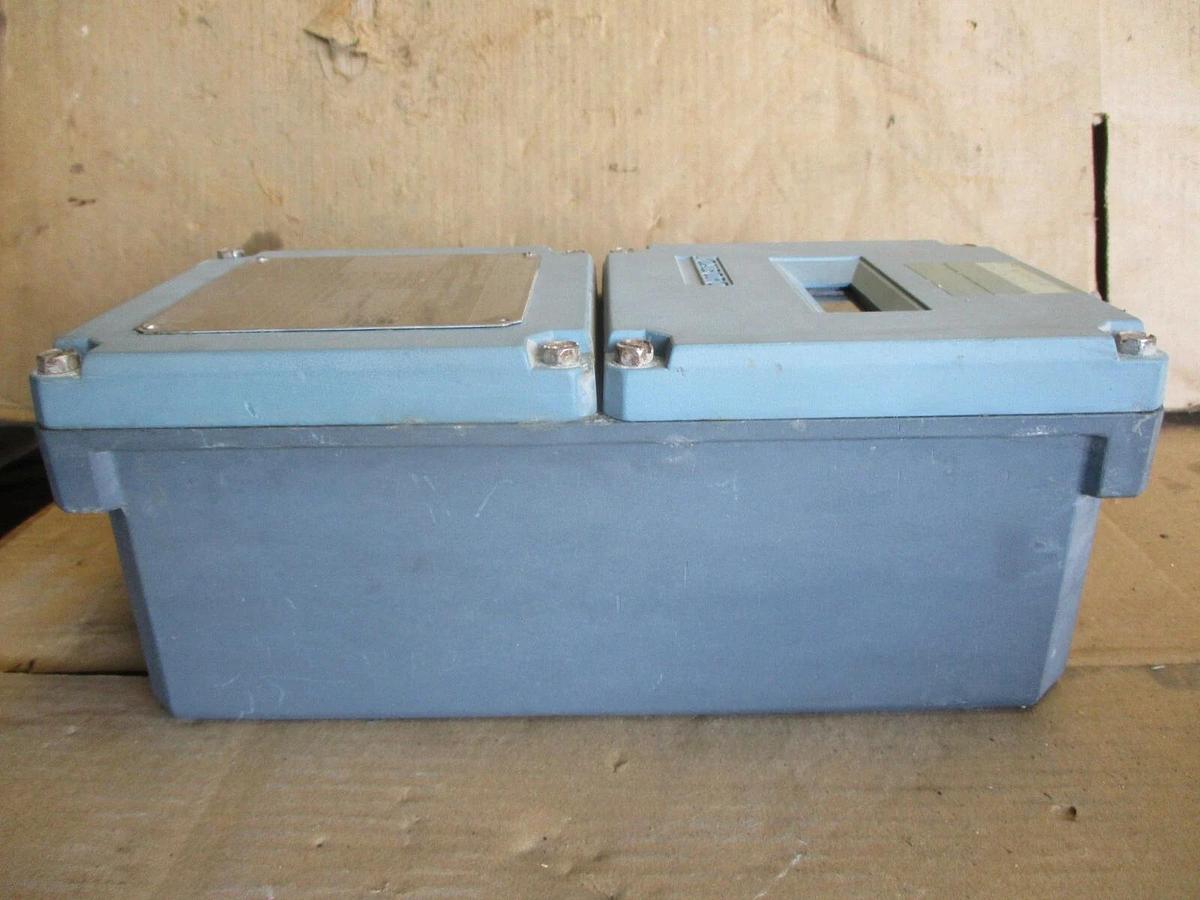 Used FOXBORO 8000-PA15-G MAGNETIC FLOW TRANSMITTER, #711016J USED