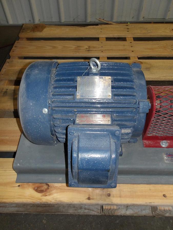 Used ROPER 1-1/2" PUMP W/ 5 HP MOTOR, #11111058GJW NEW