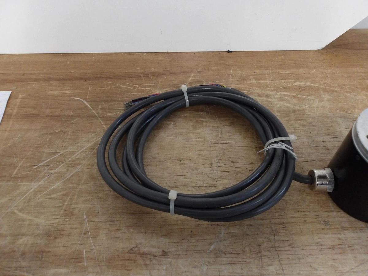 Used OMRON E6F-AG5C ABSOLUTE ROTARY ENCODER, #312130G NEW