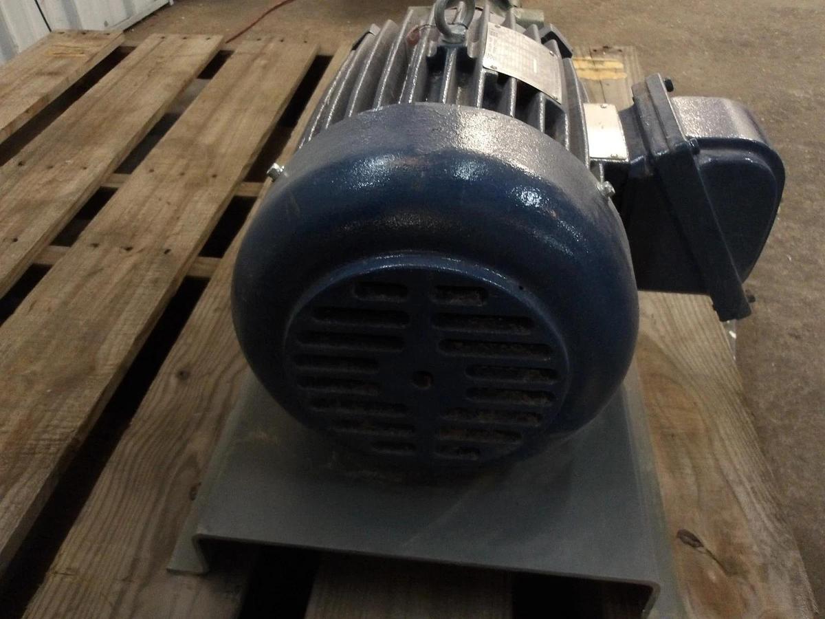 Used ROPER 1-1/2" PUMP W/ 5 HP MOTOR, #1111310GJW NEW