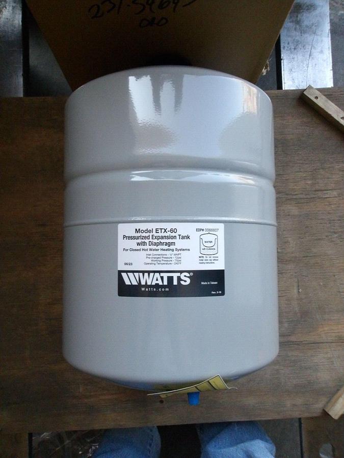 Used WATTS ETX-60 HOT WATER EXPANSION TANK 12 GAL, #8201015G NIB