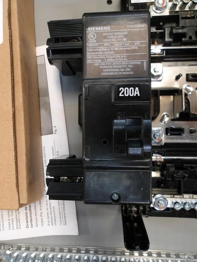 Used SIEMENS 200 AMP MAIN LOAD CENTER, 120/240 V, #612200G NEW