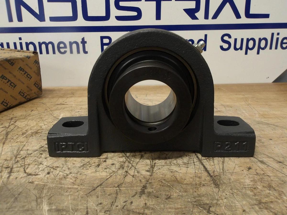 IPTCI NAP211-32 PILLOW BLOCK BEARING 2" BORE, #729122G NIB
